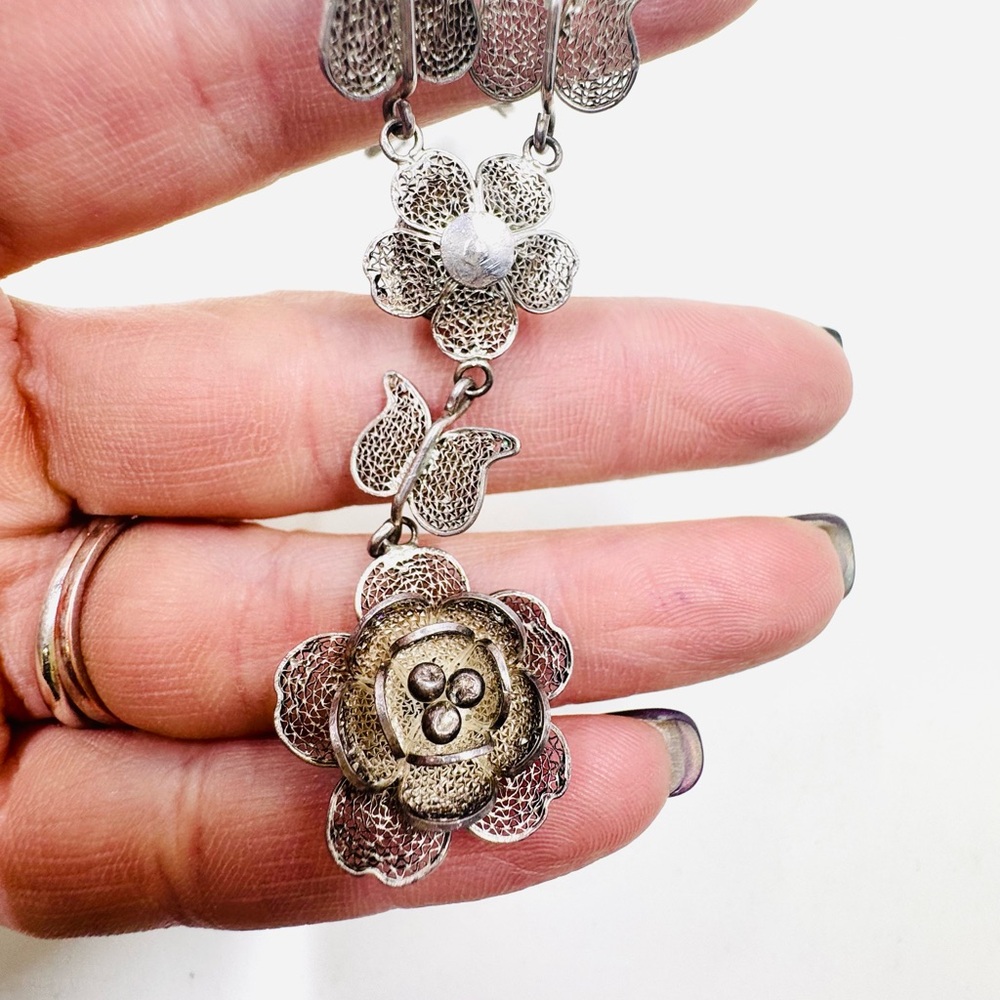 Rare ANTIQUE FILIGREE ROSE BLOSSOM STERING SILVER Necklace & Earrings Set - Picture 4 of 6